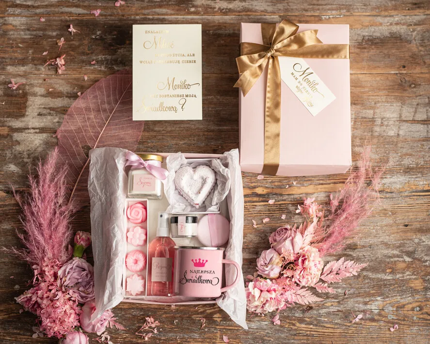 zestawy prezentowe dla świadkowej ceny