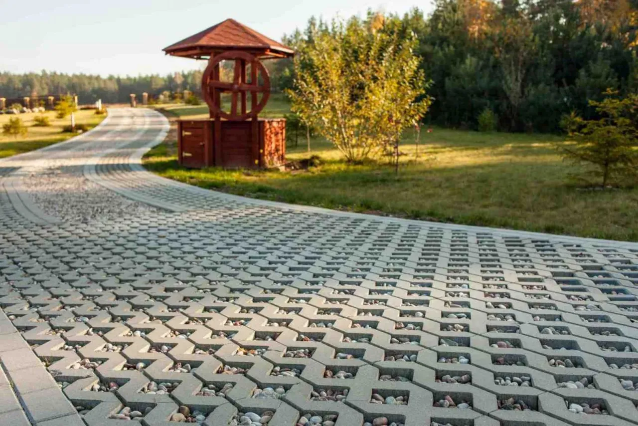 Płyty betonowe ażurowe podjazd