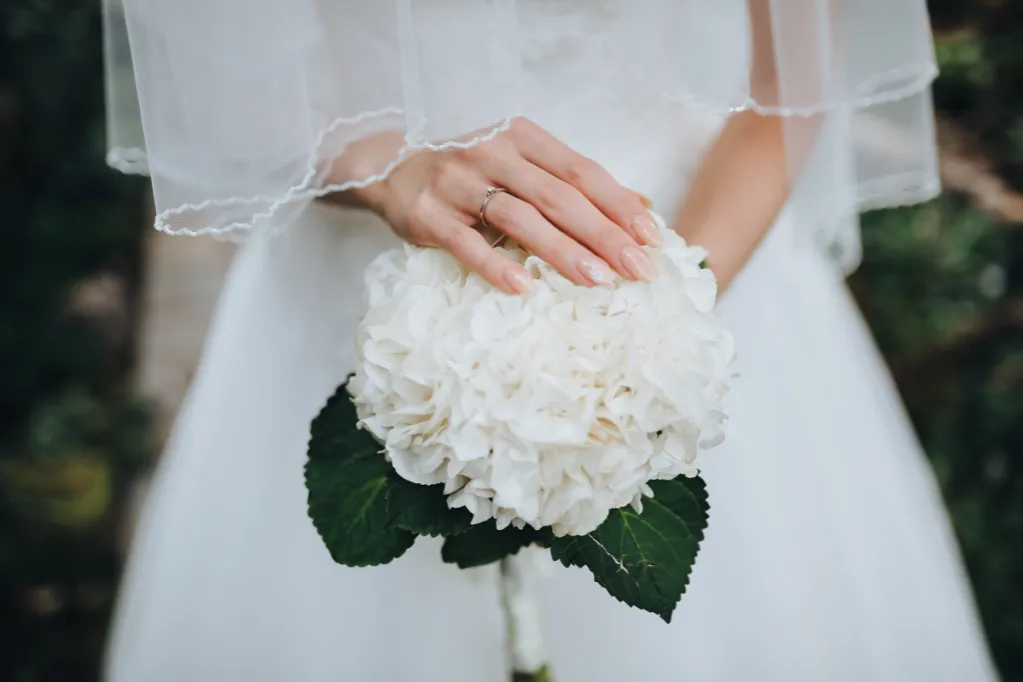 Bukiet ślubny cywilny minimalistyczny