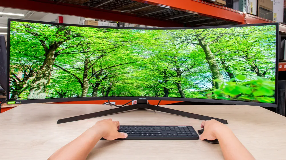 Zdjęcie Jaki monitor ultrawide wybrać, aby praca i gry były przyjemniejsze?