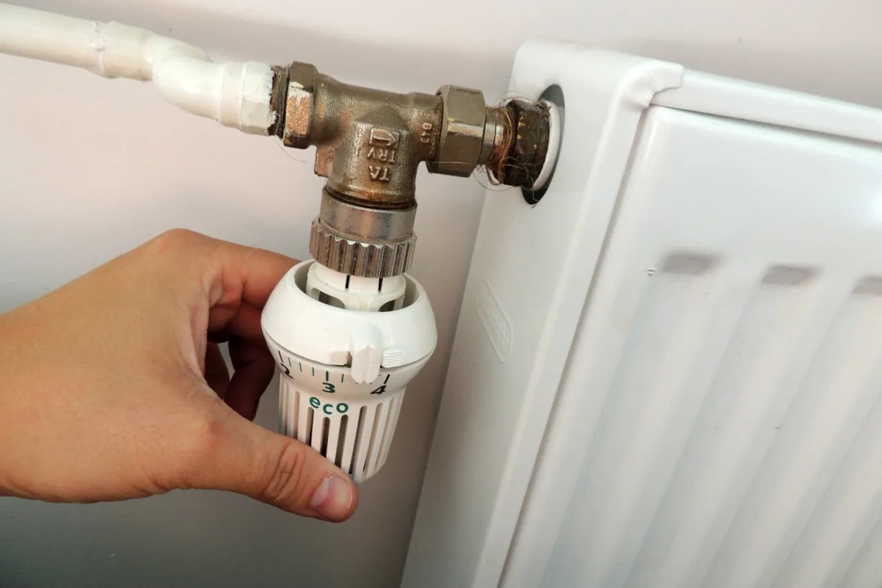 Zdjęcie Kiedy włączą ogrzewanie w blokach? Sprawdź, kiedy rusza sezon grzewczy