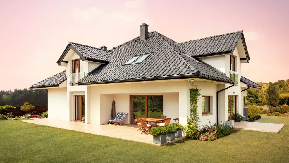 Zdjęcie Dachówka ceramiczna matowa czy z połyskiem - Kluczowe różnice