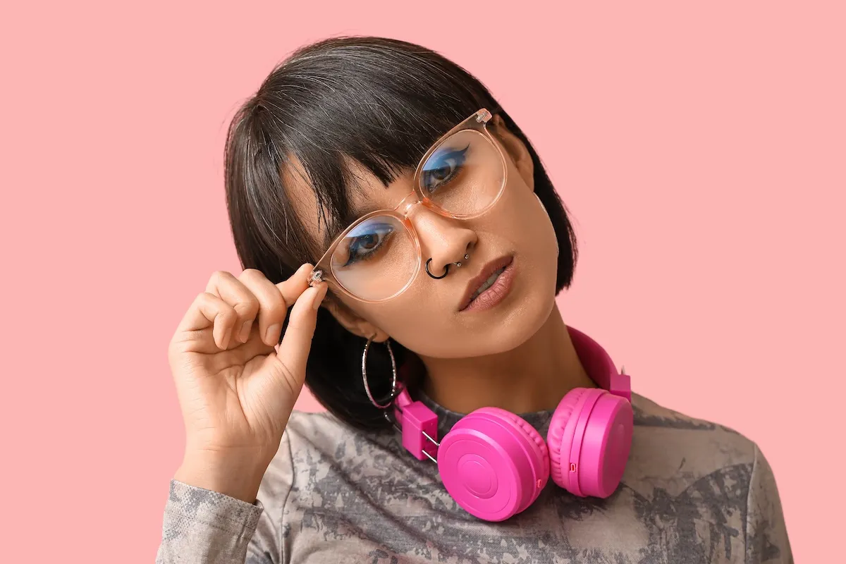 Modne akcesoria do włosów torebki biżuteria nastolatki