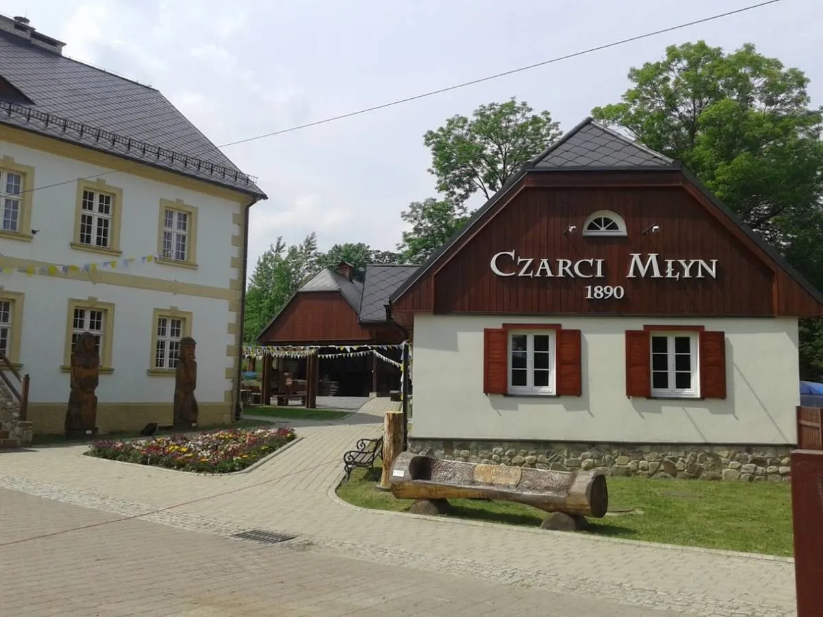 Czarci Młyn Świerad&oacute;w-Zdr&oacute;j chleb