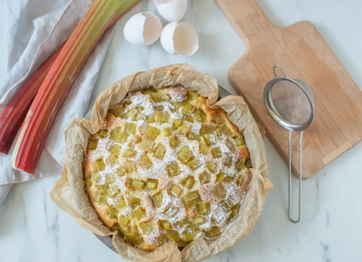 przygotowanie rabarbaru przed pieczeniem