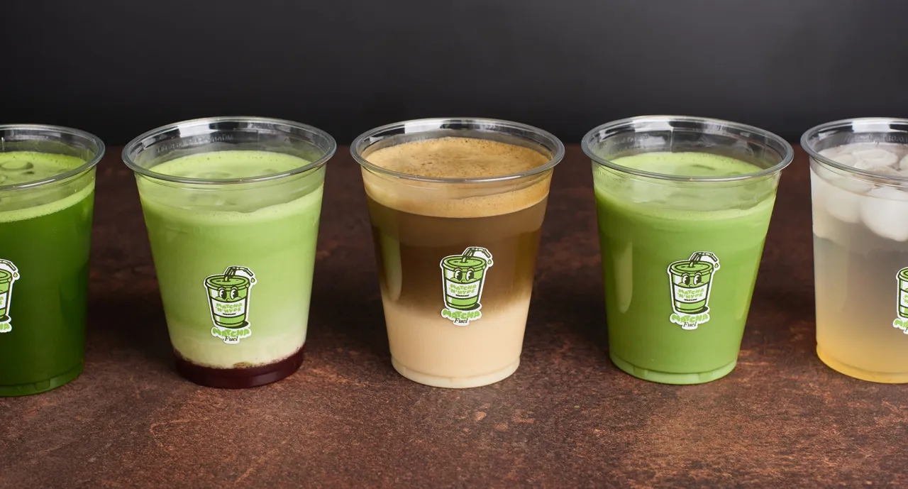 Matcha ceremonialna vs kulinarna porównanie kolorów