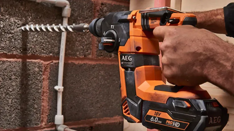 prawidłowe wiercenie w gazobetonie bez udaru