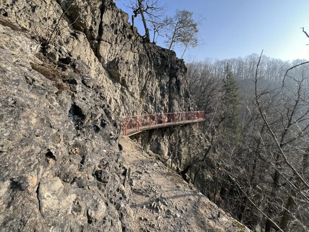 Ścieżka Hochbergów widok szlak turystyczny