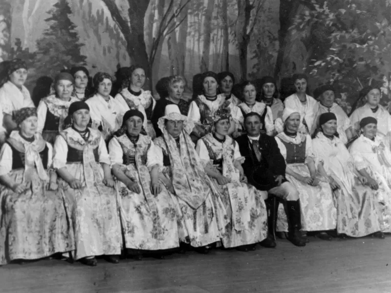 Babski comber, dawne kuligi, tradycje zapustne w Polsce