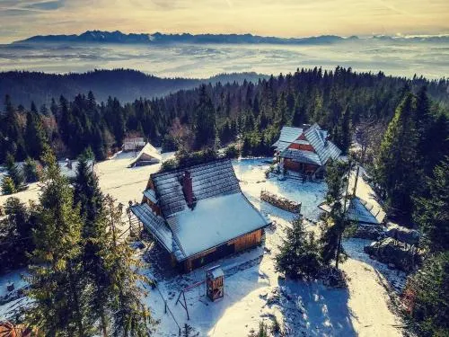 Bac&oacute;wka u Dudka widok panoramiczny taras Beskid Mały