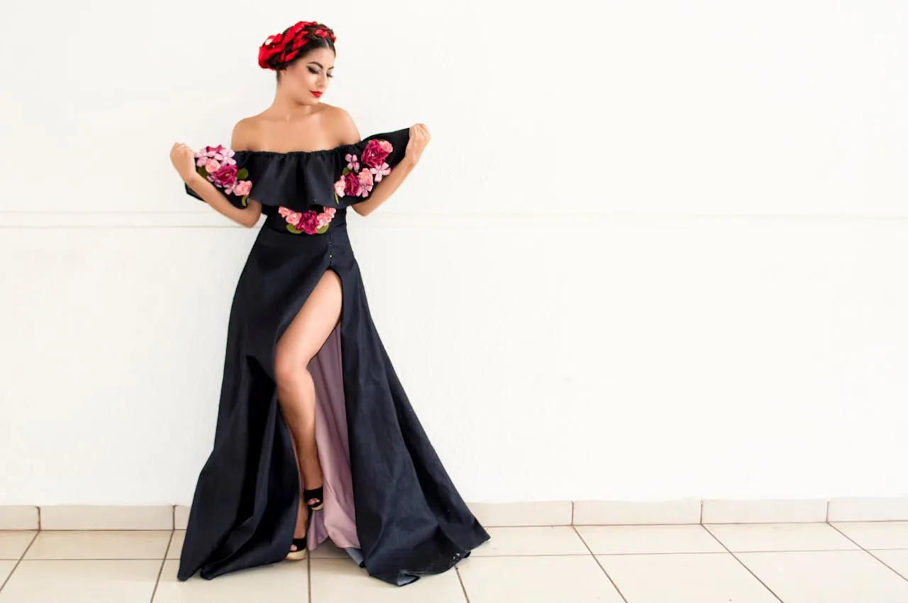 różne style ubioru na rocznicę ślubu, kolaż stylizacji na rocznicę