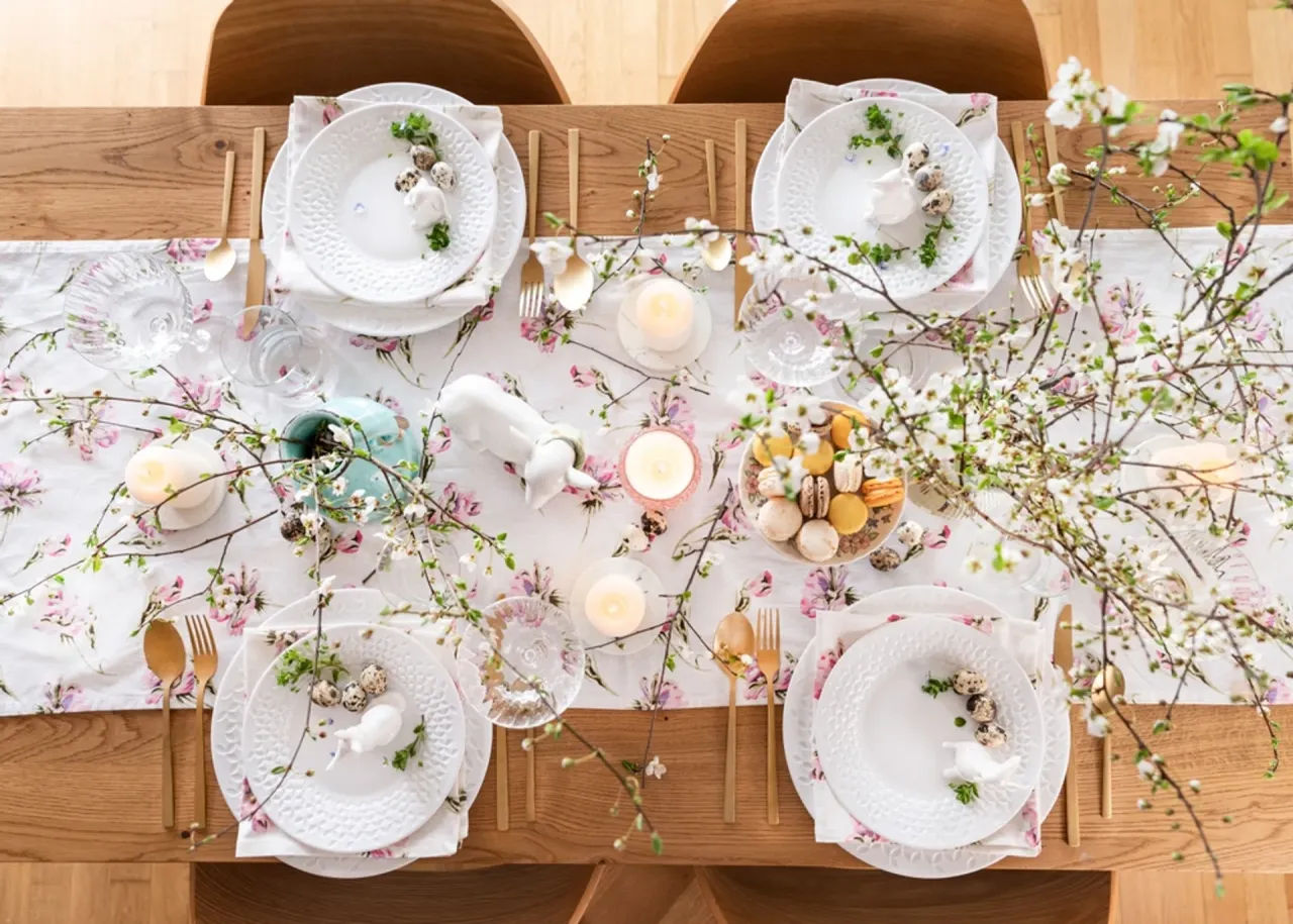 Inspiracje stołu wielkanocnego w różnych stylach: naturalny, minimalistyczny, klasyczny, tradycyjny