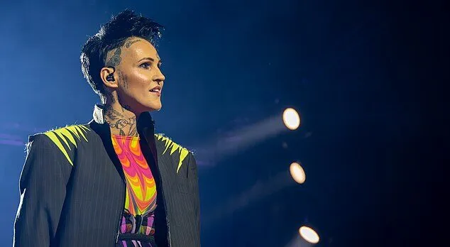 Zdjęcie Agnieszka Chylińska rozgrzeje Ergo Arenę w Gdańsku 28 marca