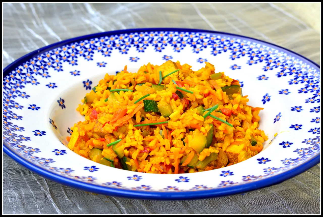 Ryż z warzywami i tofu