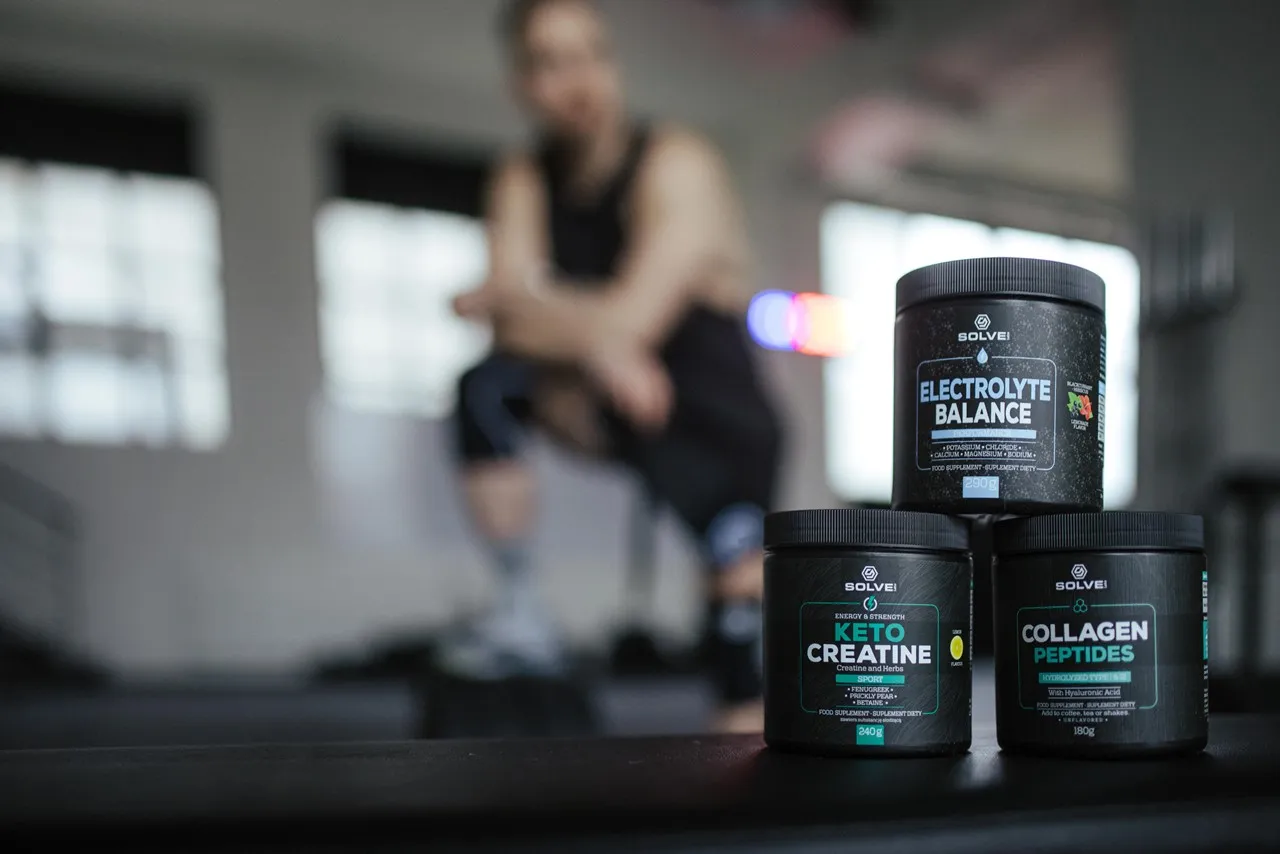 Suplementy Solvei: Keto Creatine, Electrolyte Balance i Collagen Peptides. Zastanawiasz się, kreatyna ile przed treningiem?