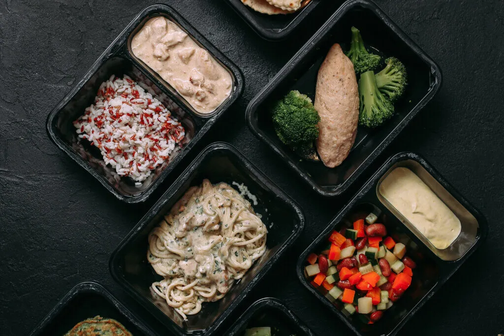 Oszczędności catering dietetyczny