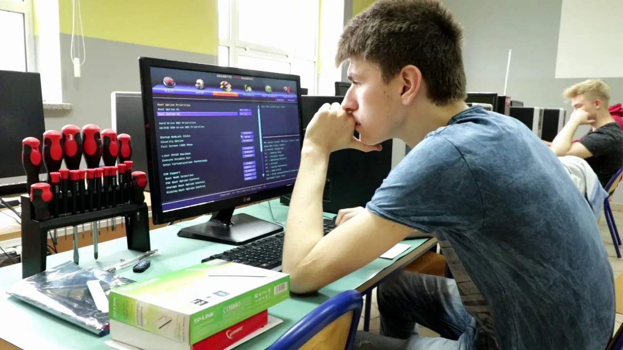 Egzamin zawodowy pisemny komputer