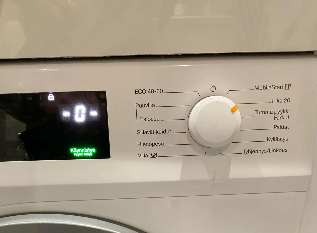 pralka Miele W1, odłączanie pralki z prądu