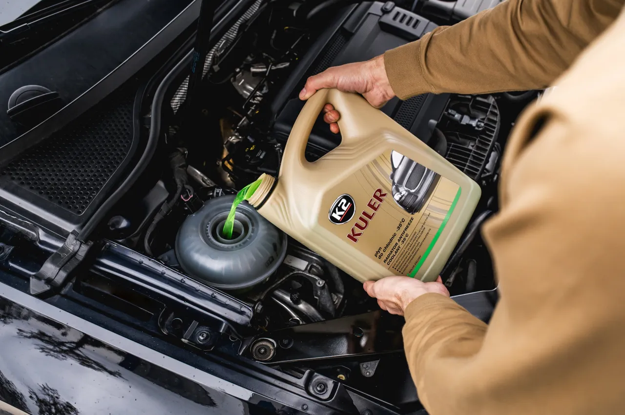 etykieta płynu do chłodnic z normami producenta