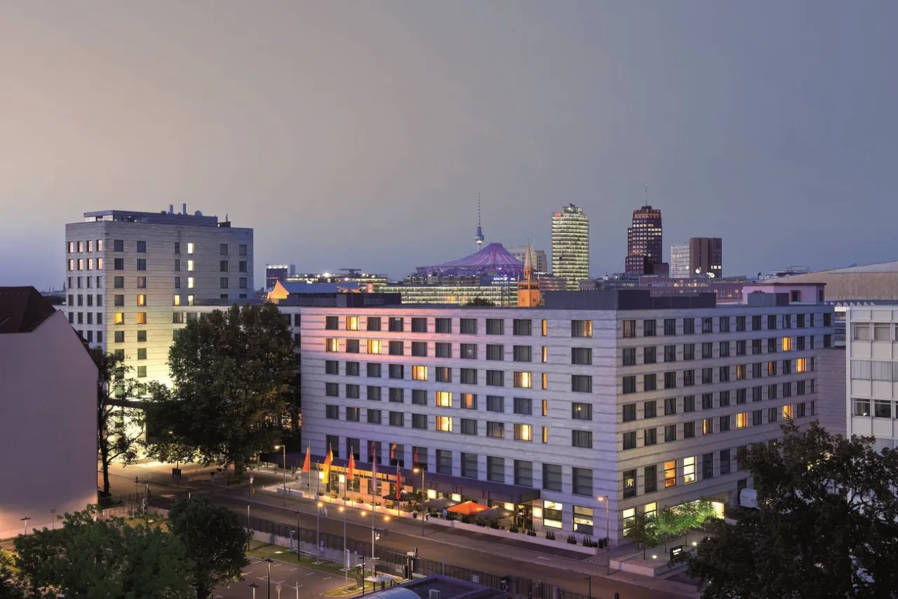 JW Marriott Hotel Berlin exterior Tiergarten