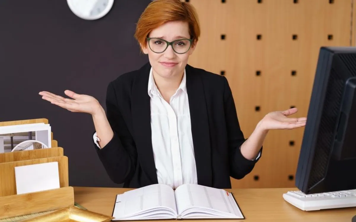 Ustawa o pracownikach samorządowych art 30 ograniczenia dodatkowej pracy