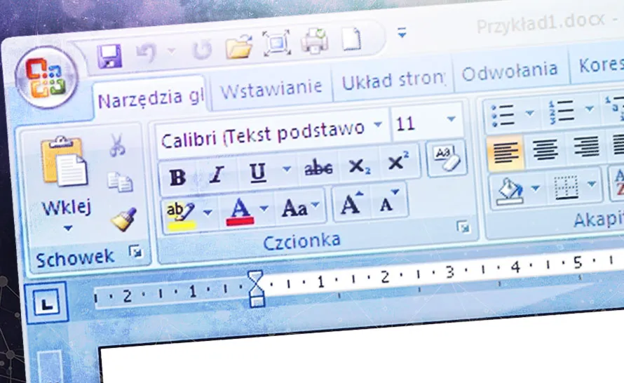 Zdjęcie Jak usunąć śledzenie zmian w Wordzie i uniknąć frustracji z edytowaniem