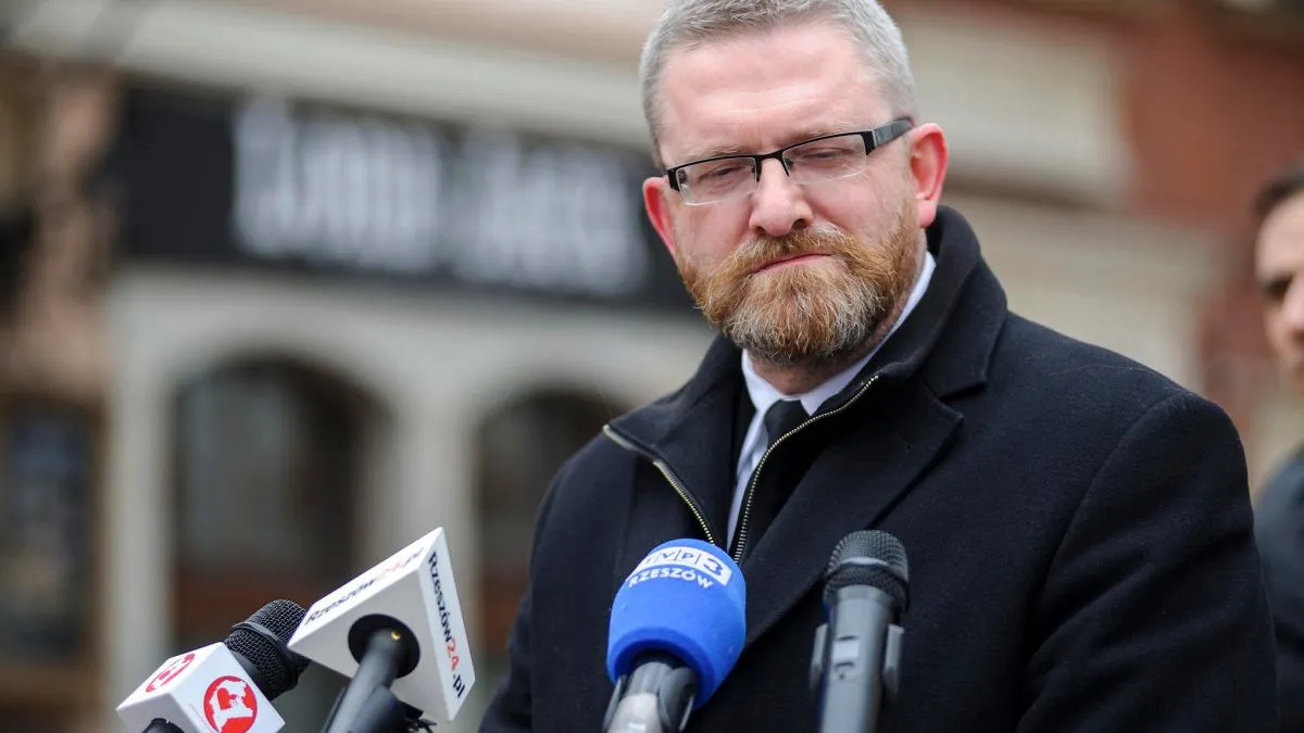 Zdjęcie Grzegorz Braun gdzie mieszka? Zaskakujące informacje o jego życiu w Rzeszowie