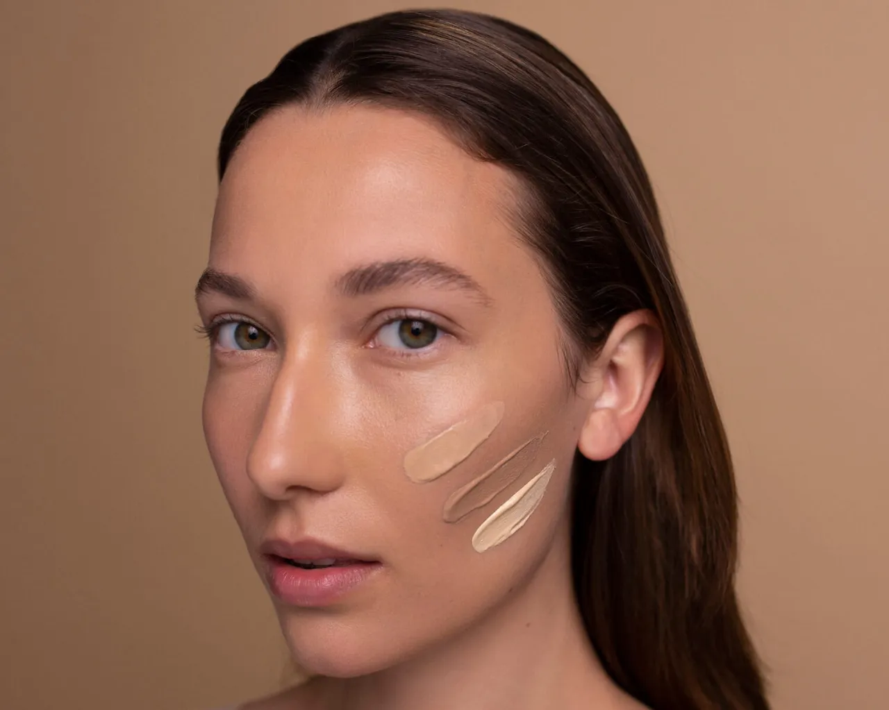 podkład efekt maski vs naturalne krycie