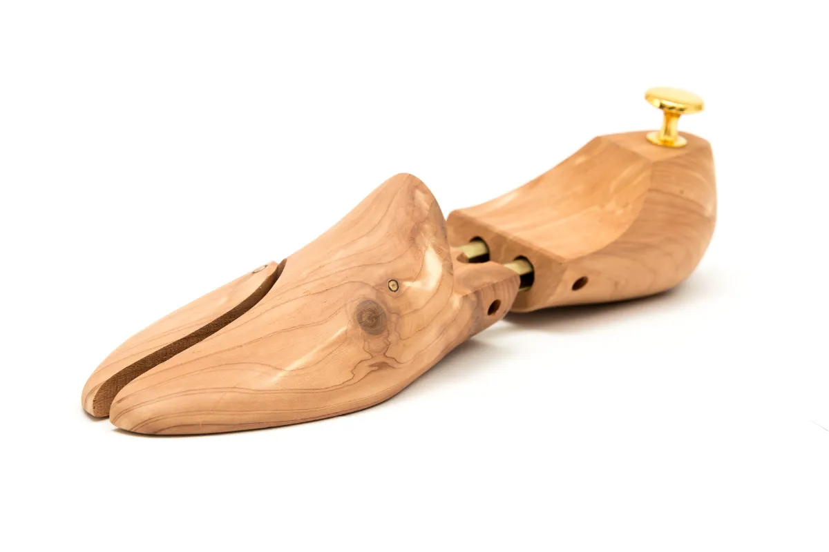 buty za ciasne w palcach, rozciąganie butów domowe sposoby