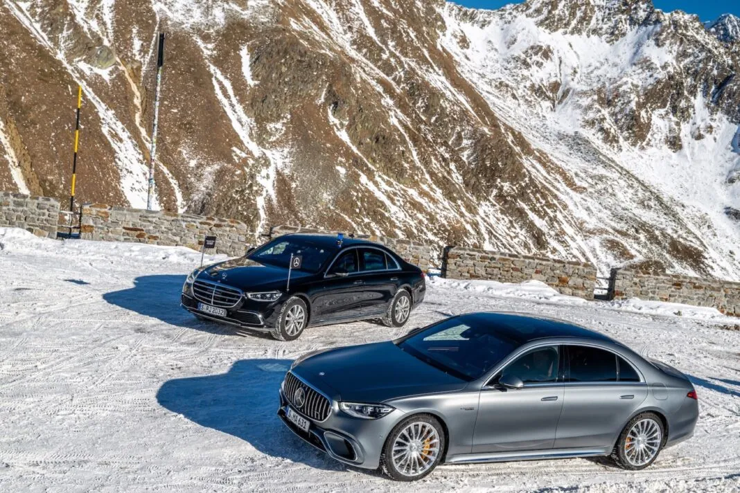 Mercedes-AMG S 63 E PERFORMANCE vs Mercedes-Maybach S 680