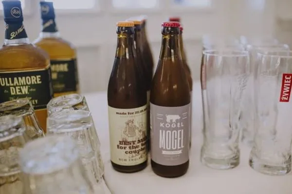 r&oacute;żne style piwa na wesele, piwa kraftowe i lagery, piwo bezalkoholowe na wesele