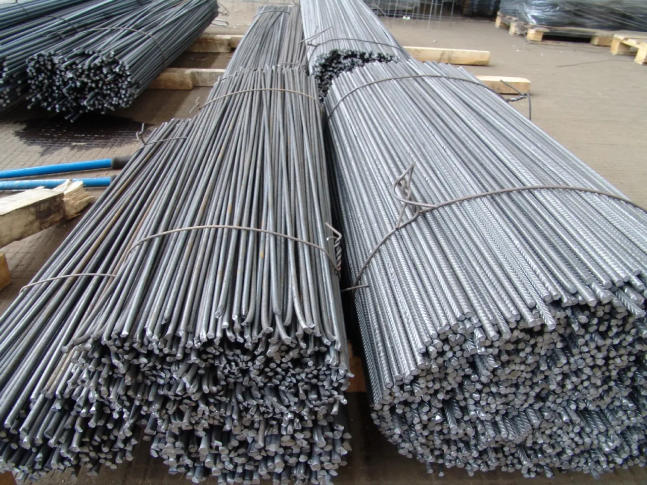 pręty zbrojeniowe gładkie i żebrowane