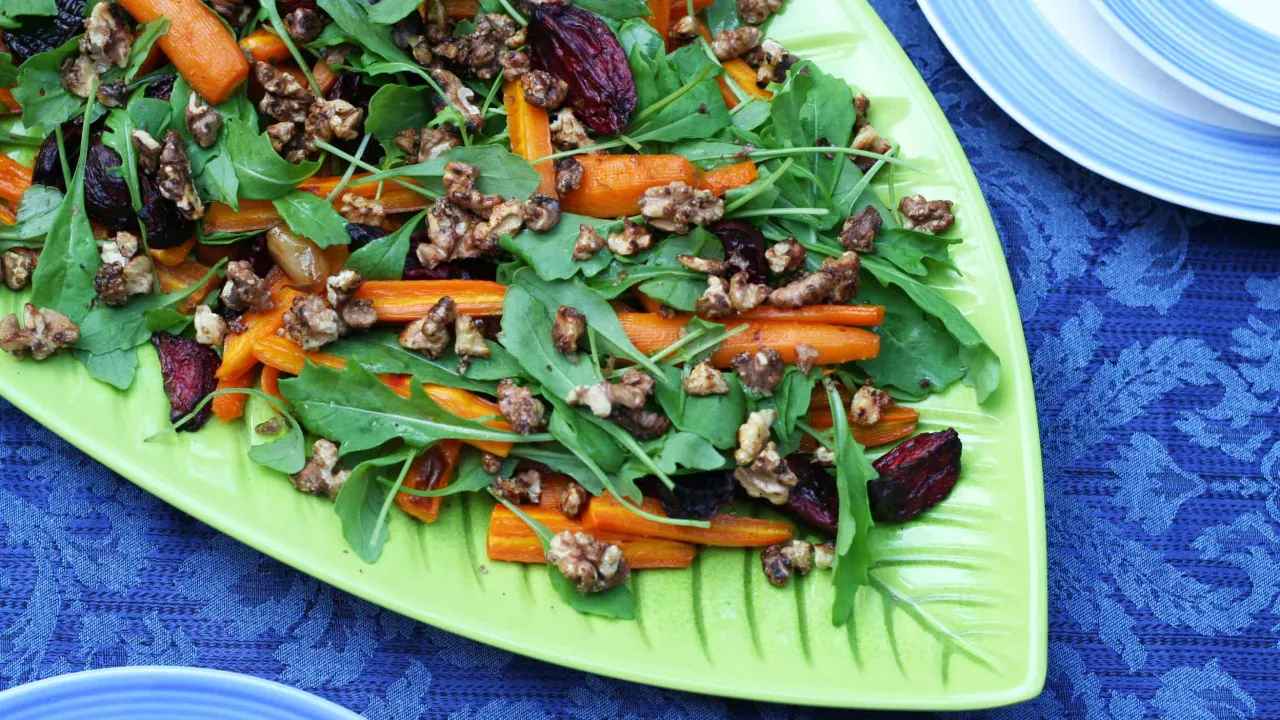 sałatka z rukolą do ryby pieczonej