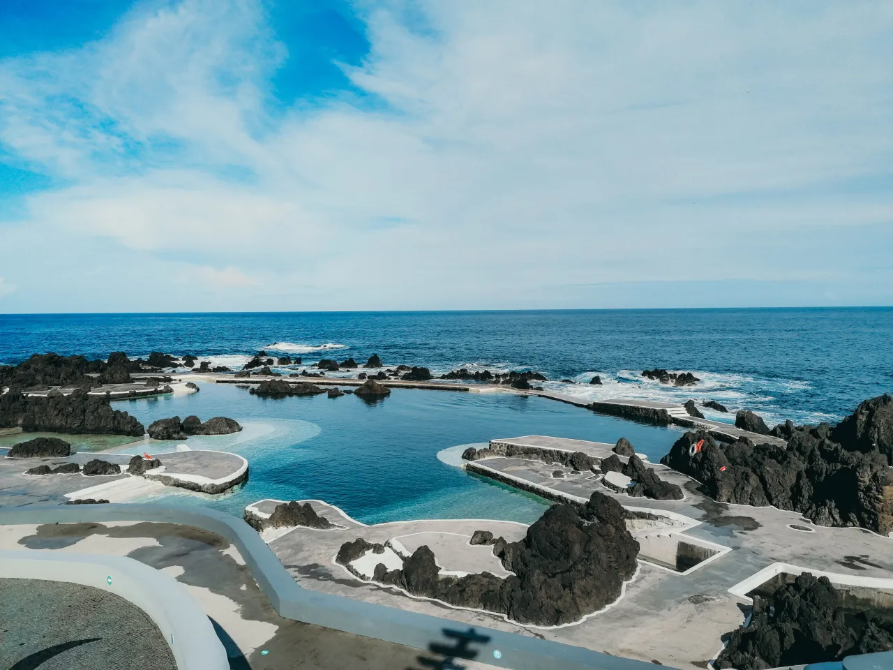Naturalne baseny lawowe Porto Moniz