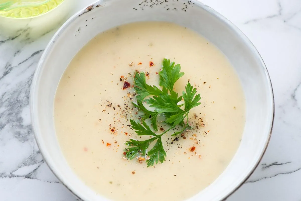 Chrupiące dodatki do zupy krem