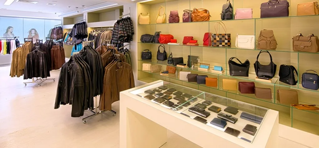 Tureckie pashminy i wyroby skórzane