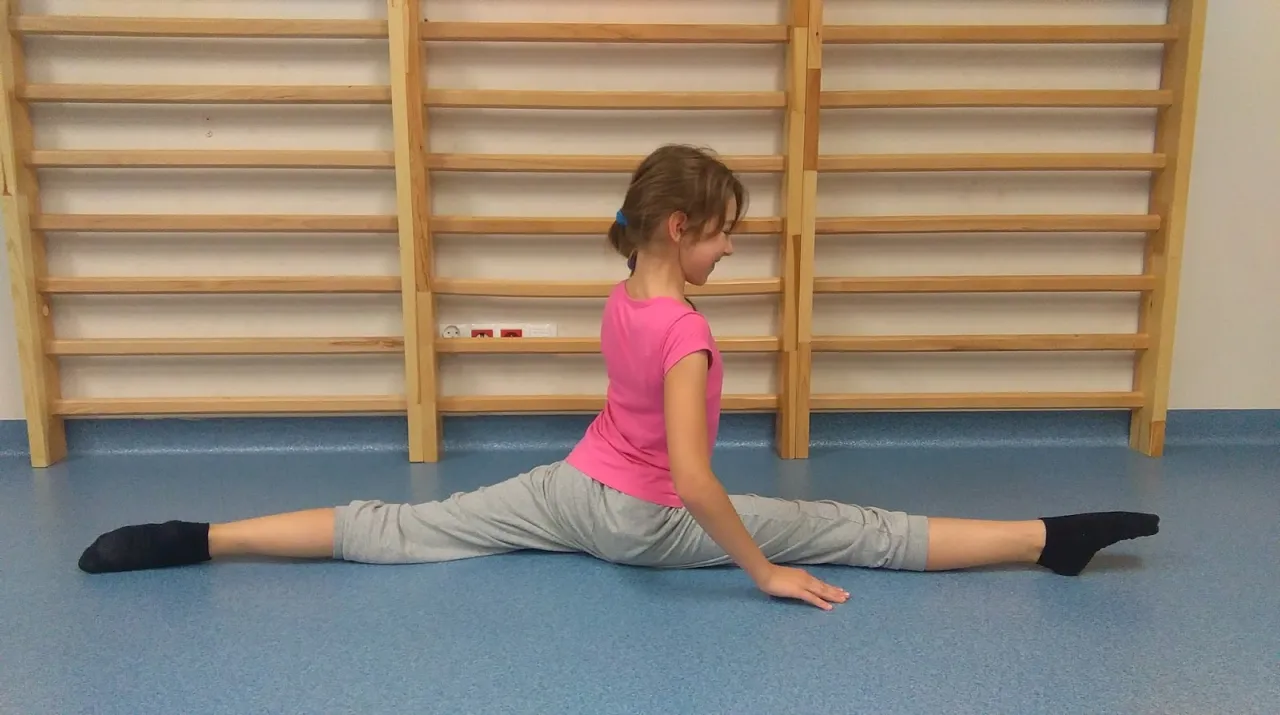 szpagat francuski turecki porównanie