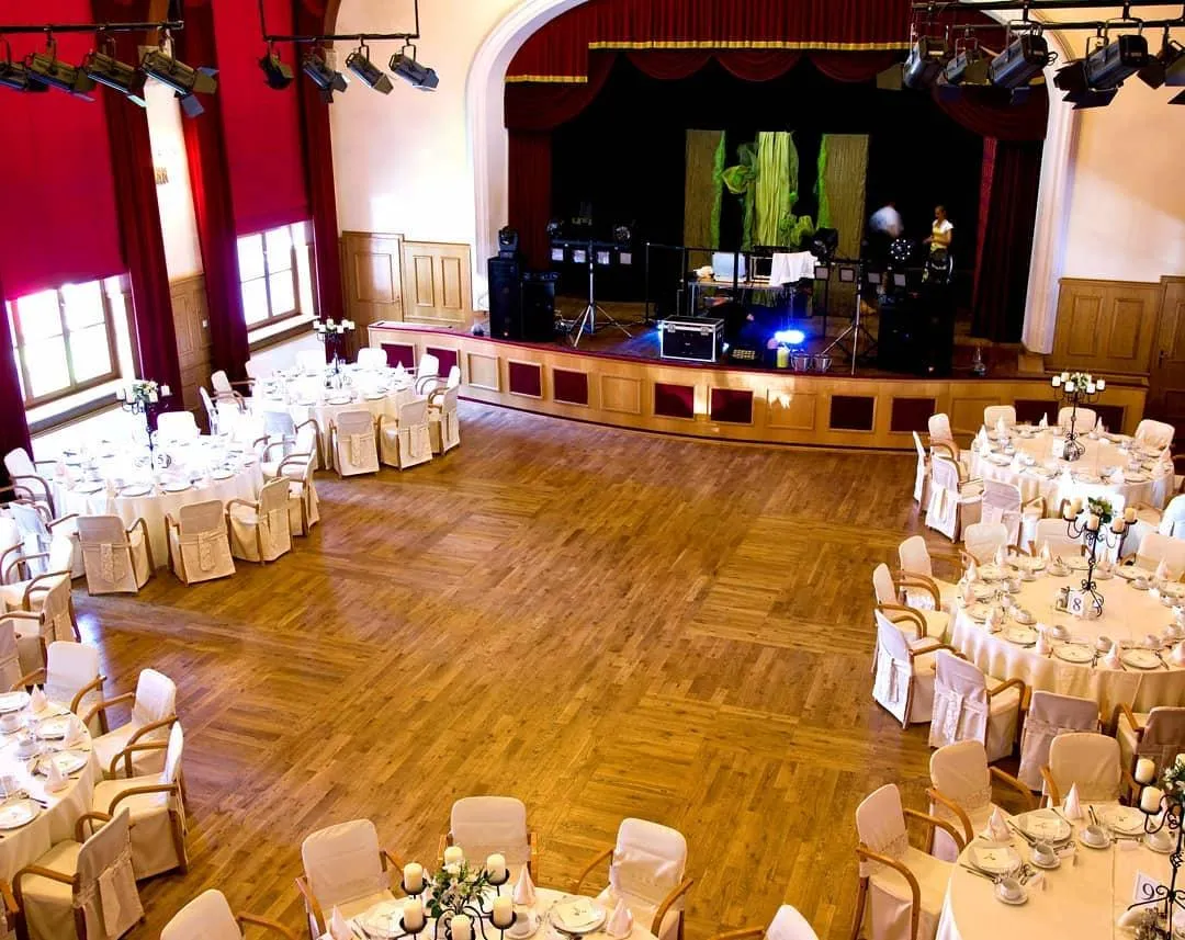 Dworek pod Lipami Katowice sala weselna aranżacja