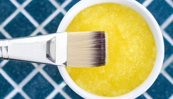 Zutaten f&uuml;r Hausmittel gegen fettige Haut