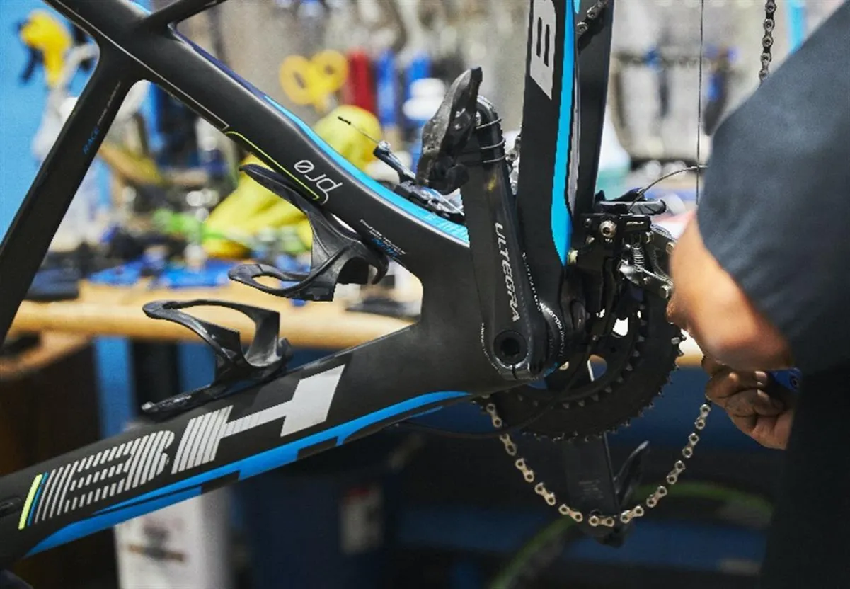 różne typy korb rowerowych 1x MTB gravel