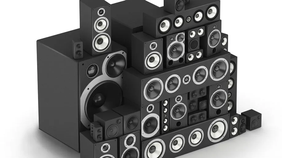 różne typy kolumn głośnikowych hi-fi