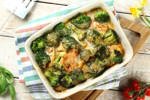 Jak zrobić zapiekankę z kurczakiem i brokułami krok po kroku