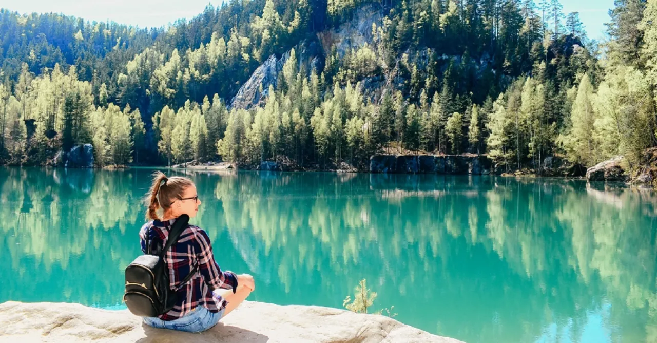 Adrszpach skalne miasto widoki jezioro