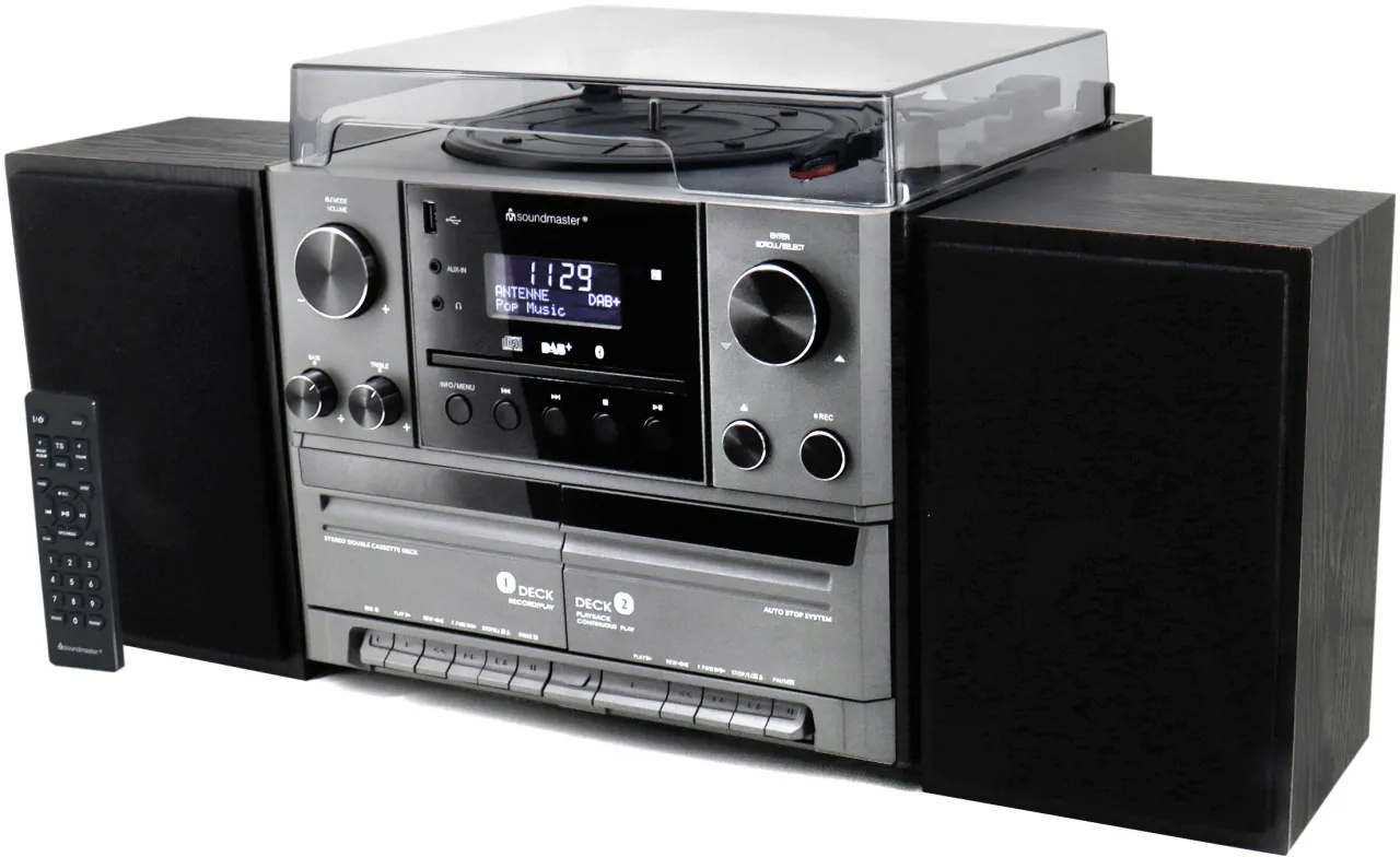 Płyta CD w samochodzie