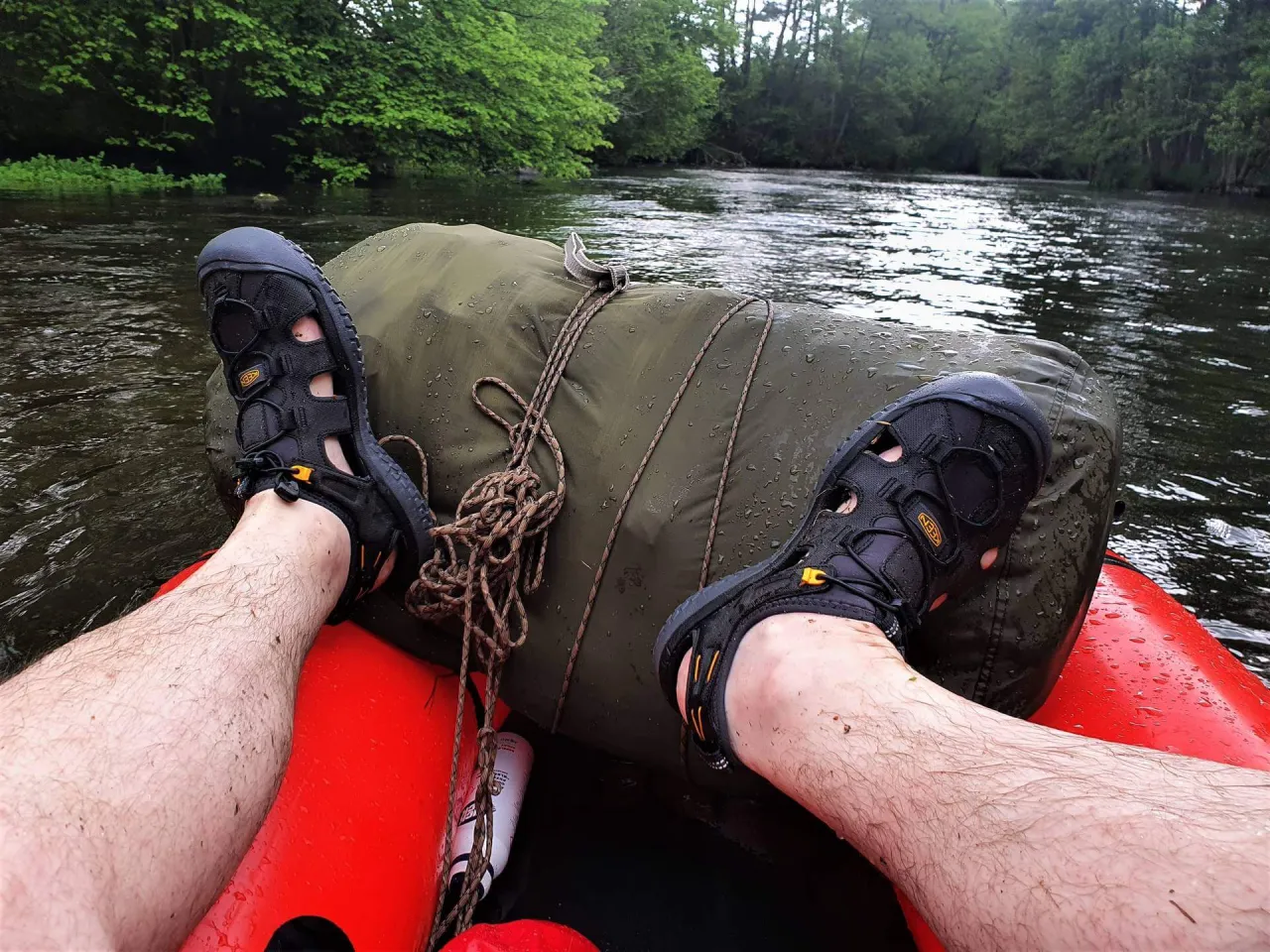 Buty na kajaki, sandały do wody