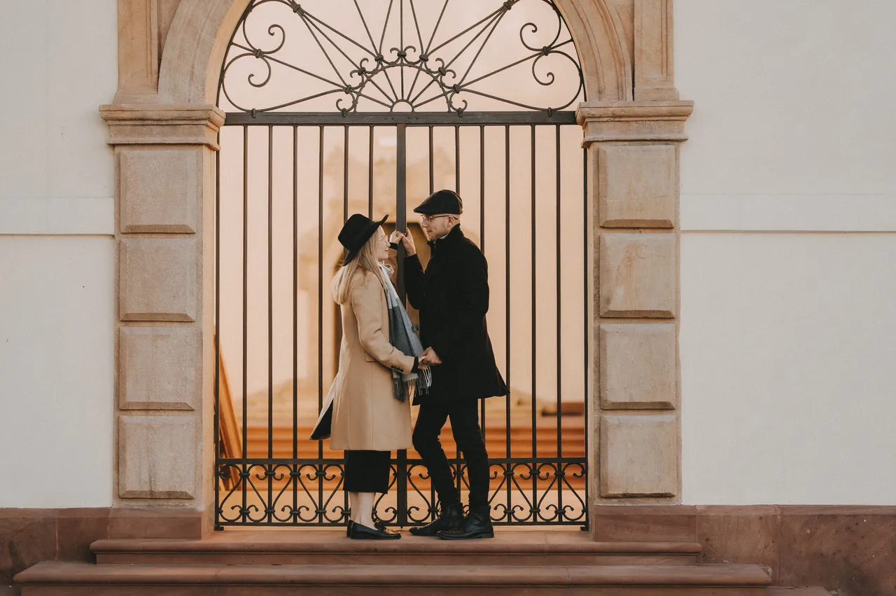 sesja narzeczeńska, para młoda przed ślubem