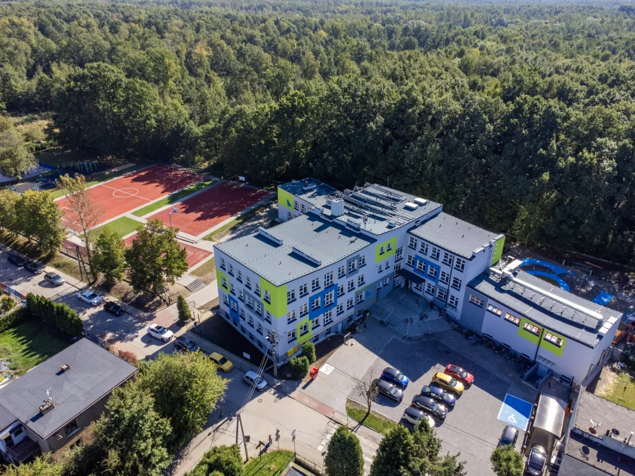 Zdjęcie Najlepsza szkoła dla niesłyszących w Katowicach – wsparcie i edukacja