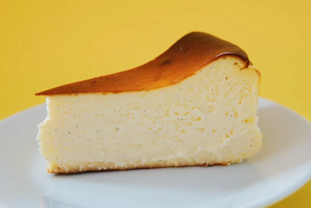 sernik baskijski przekrój