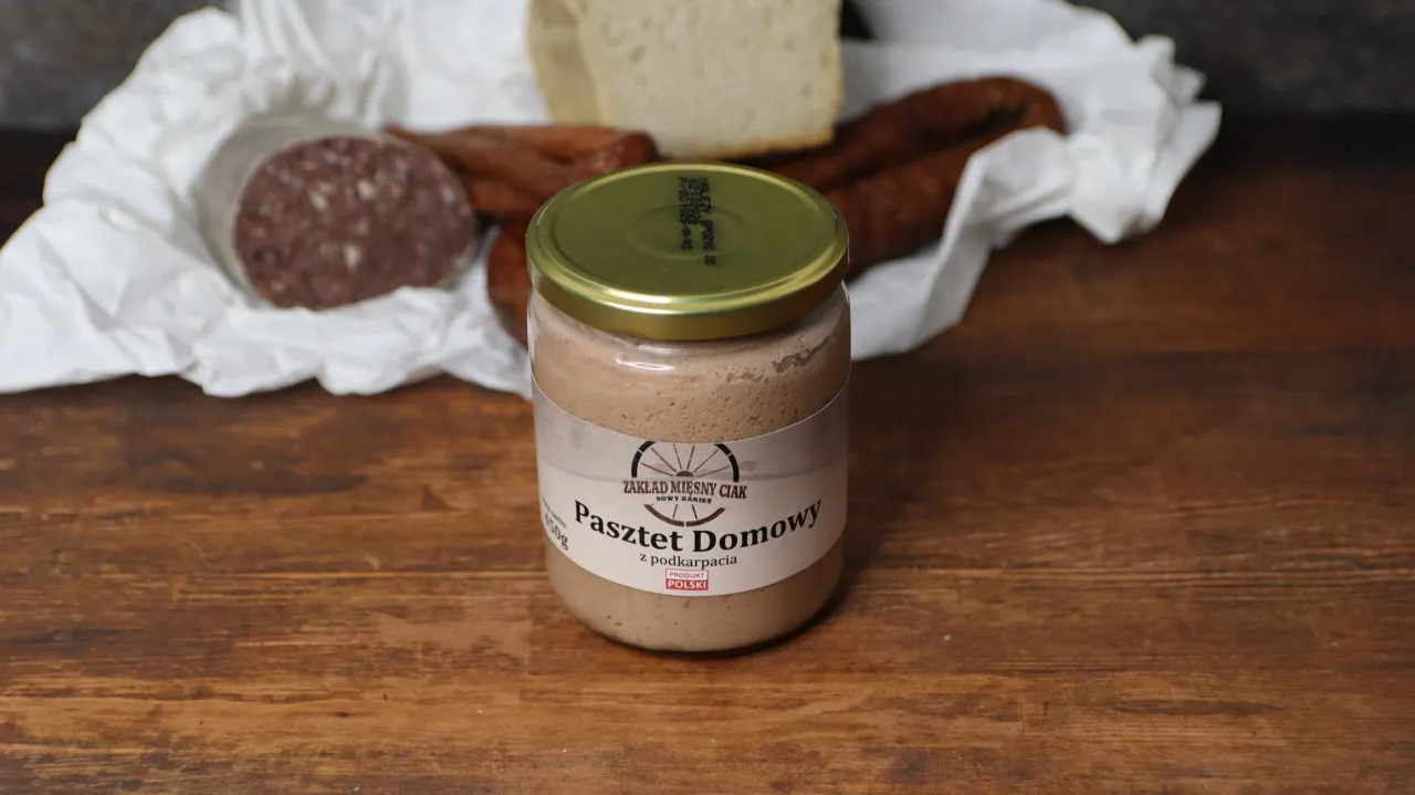 pasztet w słoiku i pasztet pakowany próżniowo