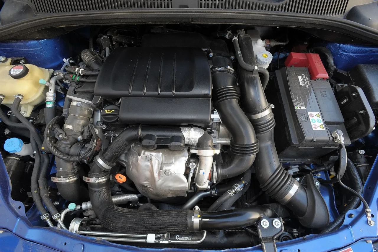 Suzuki SX4 S-Cross różne generacje silników